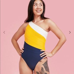 Summersalt Sidestroke: white sand, mango, deep sea